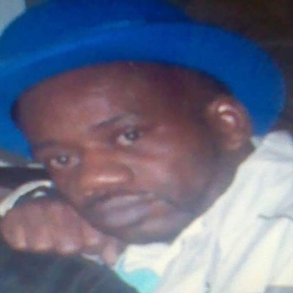 Meet your Posher, Bruce - Picture 2 of 2